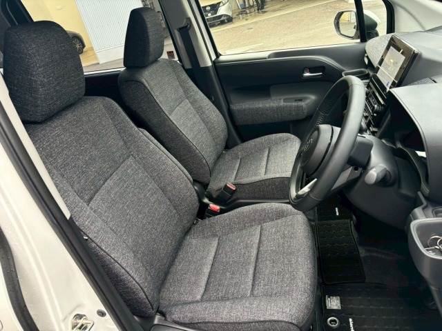 トヨタ シエンタハイブリッドの画像11