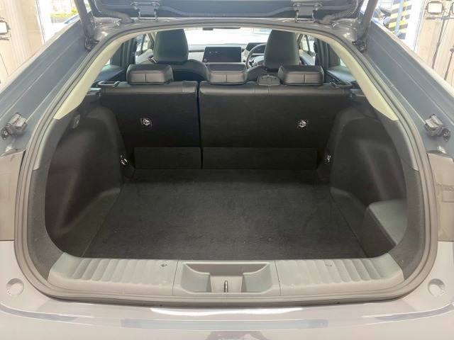 トヨタ プリウスの画像13