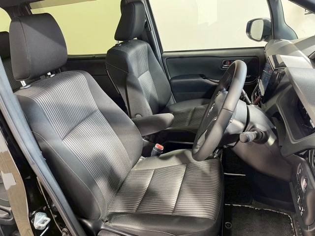 トヨタ ヴォクシーの画像10