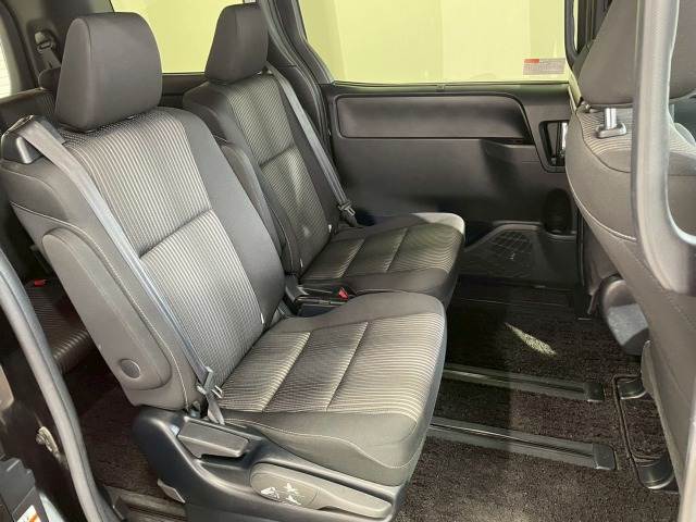 トヨタ ヴォクシーの画像11