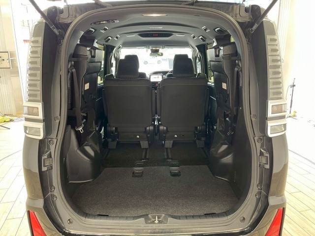 トヨタ ヴォクシーの画像13