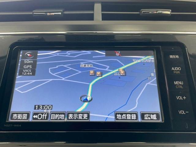 プリウスαG 内装他