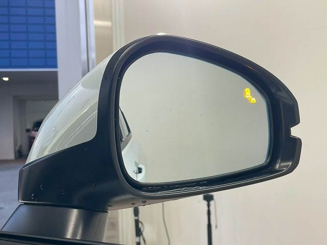 ホンダ ヴェゼルハイブリッドの画像9