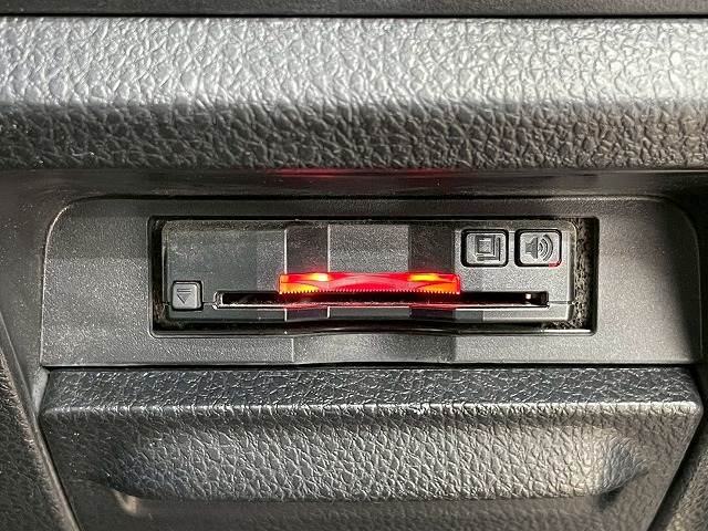 トヨタ ノアハイブリッドの画像10