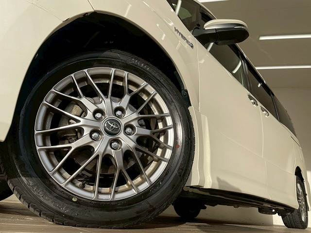 トヨタ ノアハイブリッドの画像19