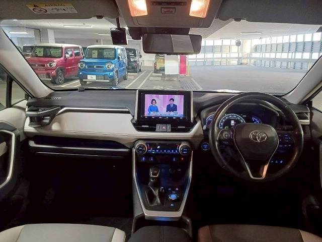 RAV4HYBRID G 内装他