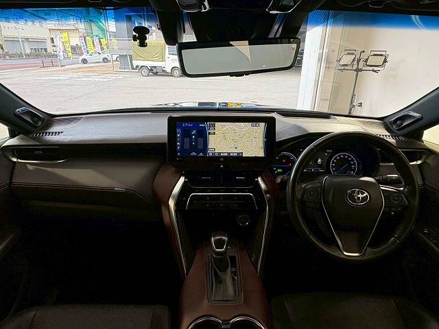 ハリアーハイブリッドZ “Leather Package” 内装他