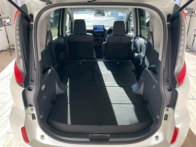 トヨタ シエンタハイブリッドの画像12