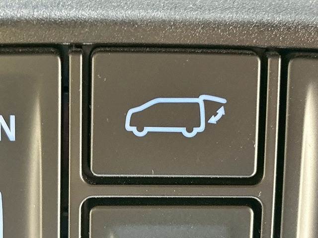 トヨタ ヴェルファイアの画像10