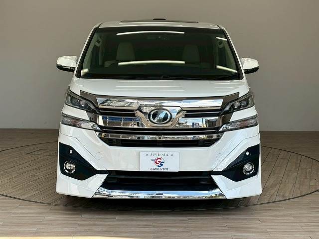 トヨタ ヴェルファイアの画像15