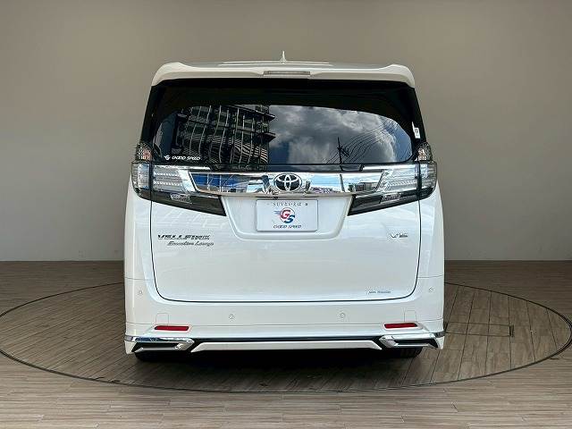 トヨタ ヴェルファイアの画像17