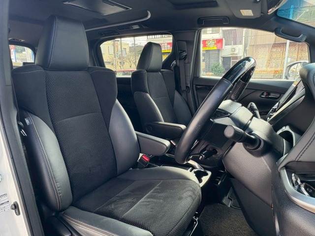 トヨタ&nbsp;アルファードの画像10