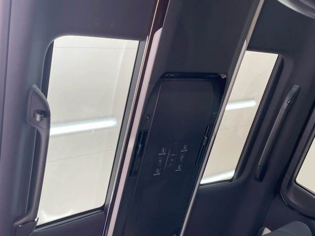 トヨタ アルファードハイブリッドの画像5