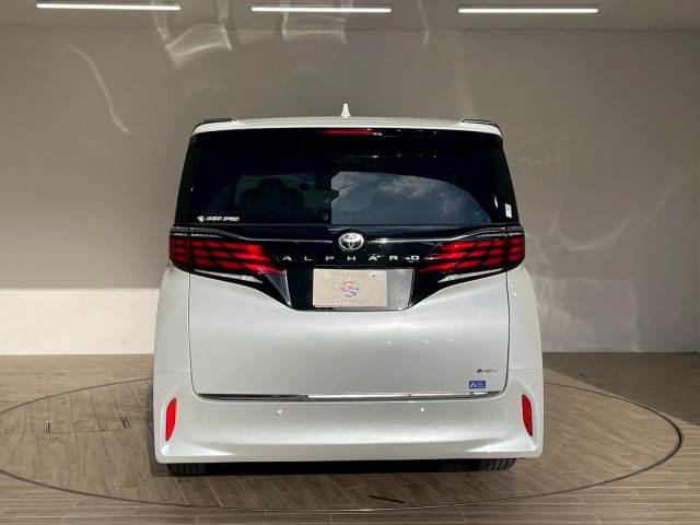 トヨタ アルファードハイブリッドの画像15