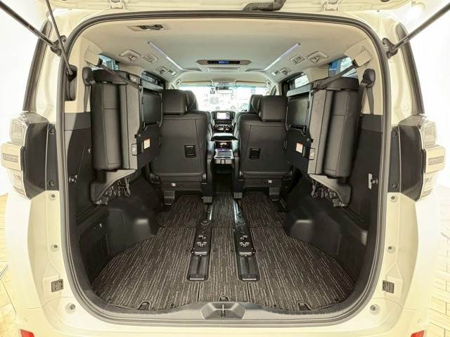 トヨタ&nbsp;ヴェルファイアの画像13