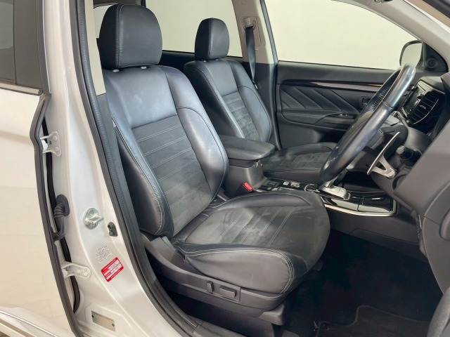 三菱&nbsp;アウトランダーPHEVの画像11