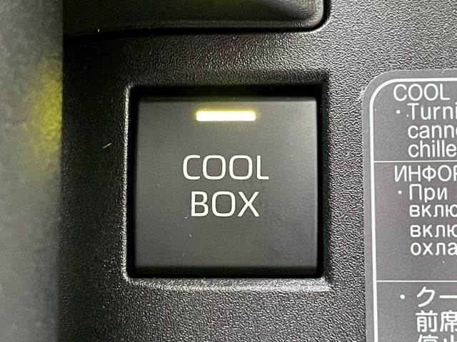 トヨタ ランドクルーザー300系の画像7