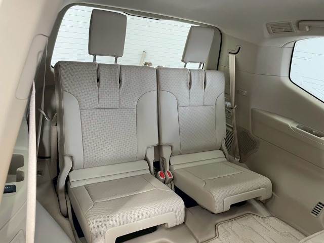 トヨタ ランドクルーザー300系の画像13