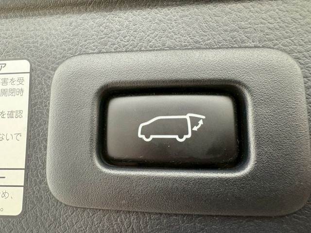 トヨタ ヴェルファイアの画像9