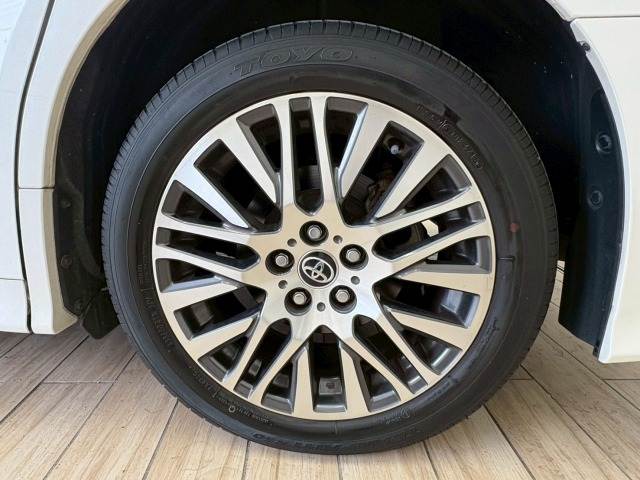 トヨタ ヴェルファイアの画像19
