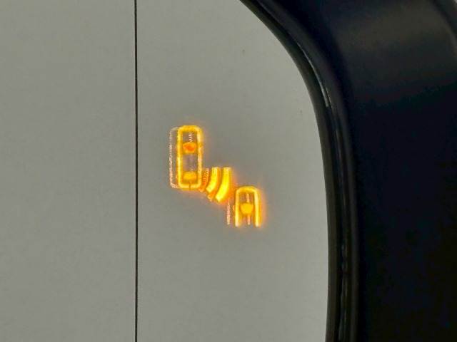 トヨタ&nbsp;クラウンクロスオーバーの画像6