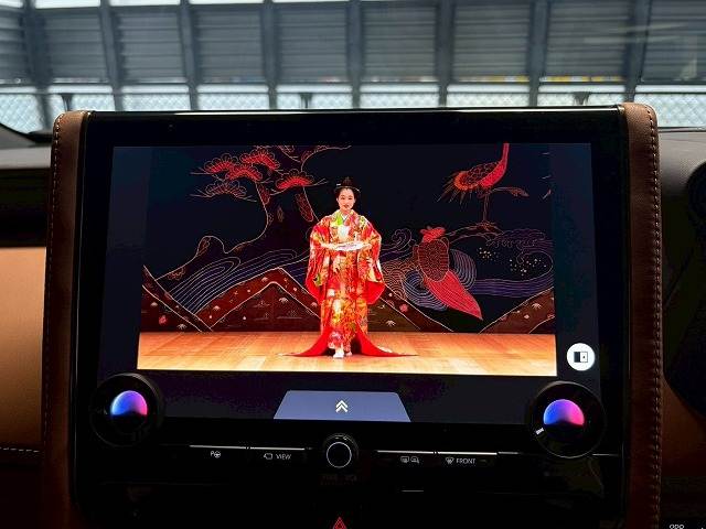 トヨタ&nbsp;ヴェルファイアハイブリッドの画像4