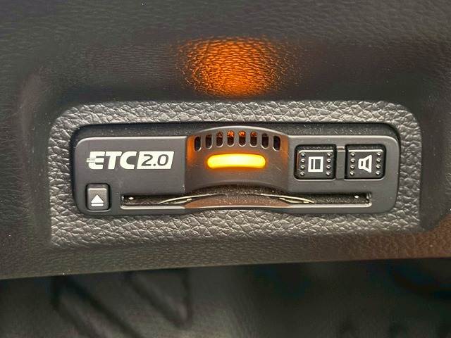 ホンダ&nbsp;ヴェゼルハイブリッドの画像8