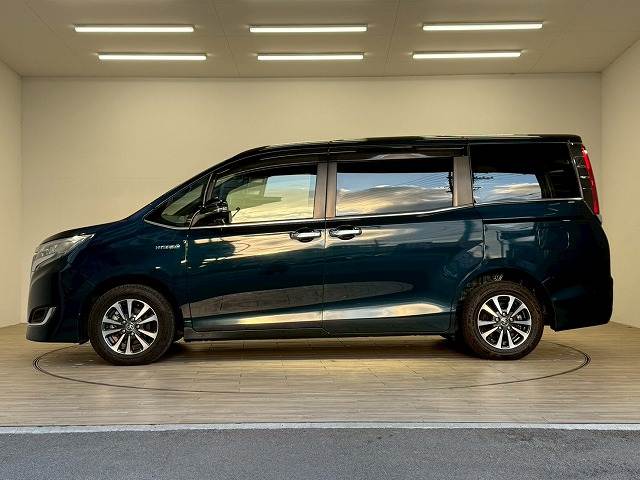 トヨタ&nbsp;エスクァイアハイブリッドの画像16