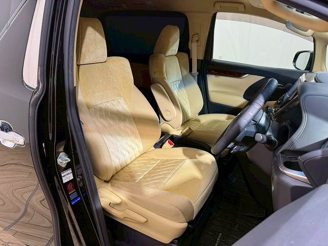 トヨタ&nbsp;ヴェルファイアの画像11