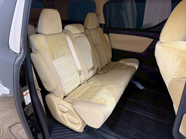 トヨタ&nbsp;ヴェルファイアの画像12