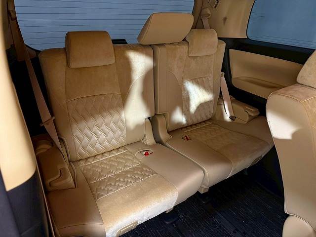 トヨタ&nbsp;ヴェルファイアの画像13