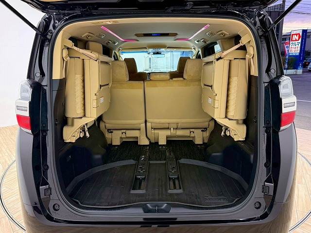 トヨタ&nbsp;ヴェルファイアの画像14