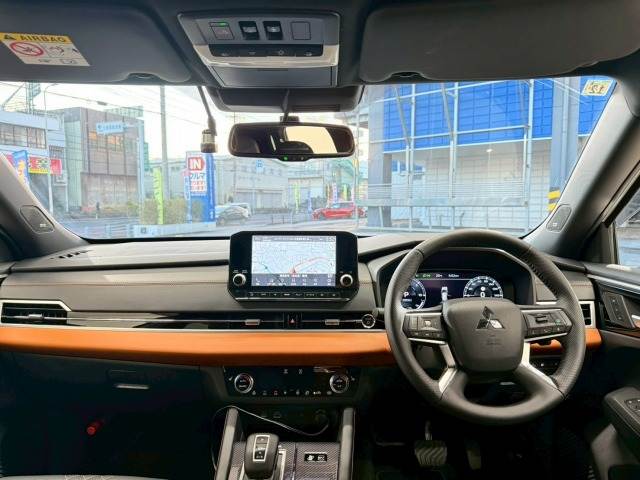 三菱 アウトランダーPHEVの画像3