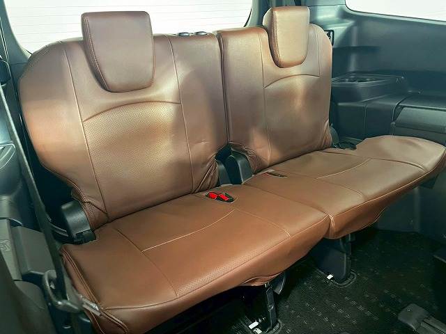 トヨタ&nbsp;ヴォクシーハイブリッドの画像12