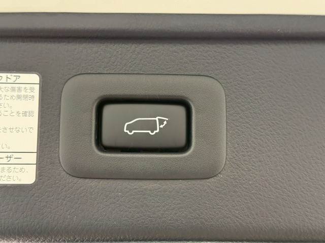 トヨタ ヴェルファイアの画像9