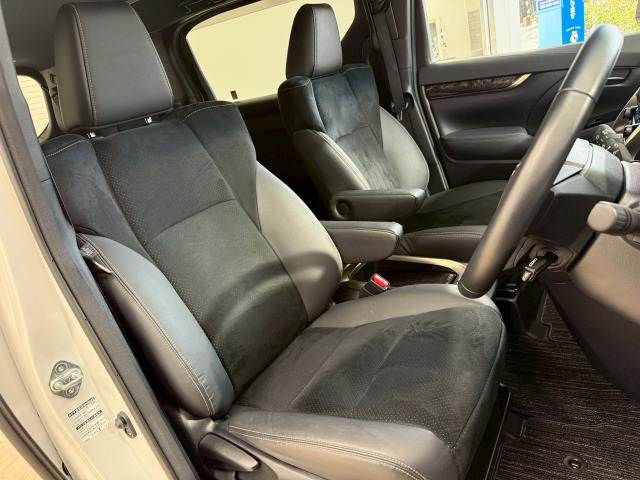 トヨタ ヴェルファイアの画像11