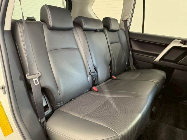 トヨタ&nbsp;ランドクルーザープラドの画像12