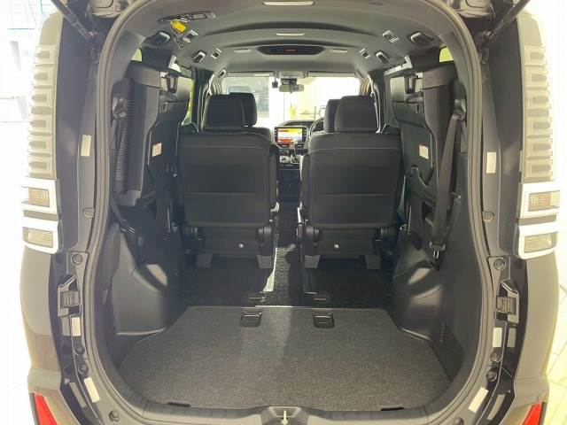 トヨタ&nbsp;ヴォクシーの画像13