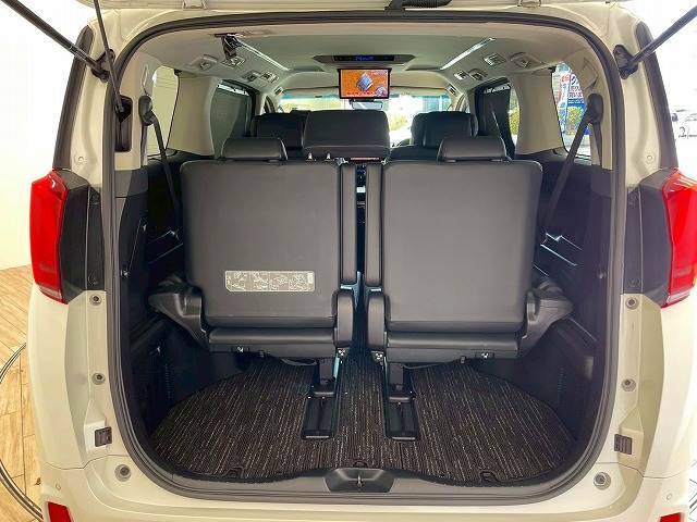 トヨタ アルファードの画像12