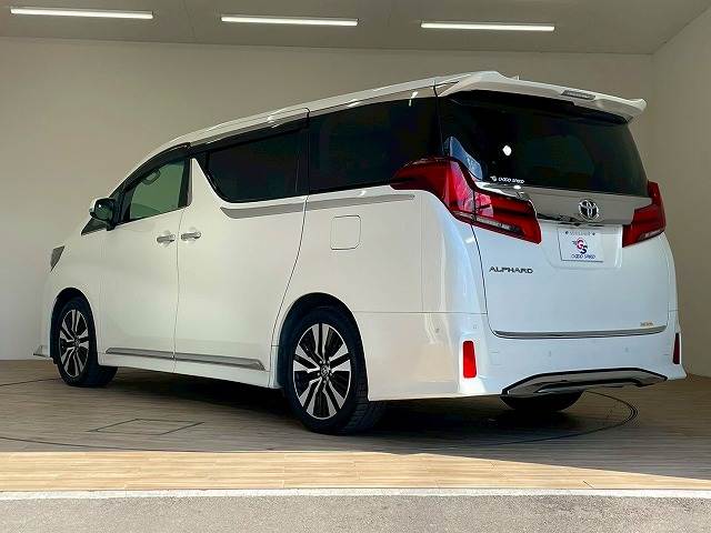 トヨタ アルファードの画像16