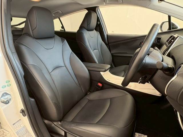 トヨタ プリウスの画像11