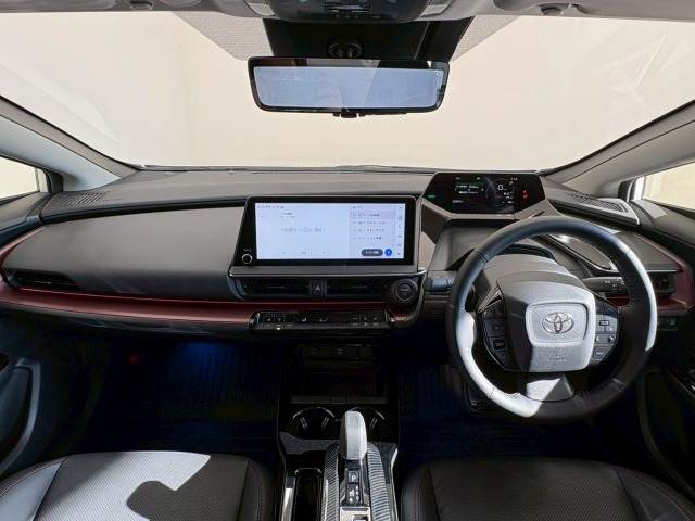 プリウスZ 内装他