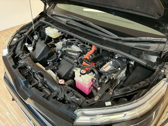 トヨタ&nbsp;ヴォクシーハイブリッドの画像20