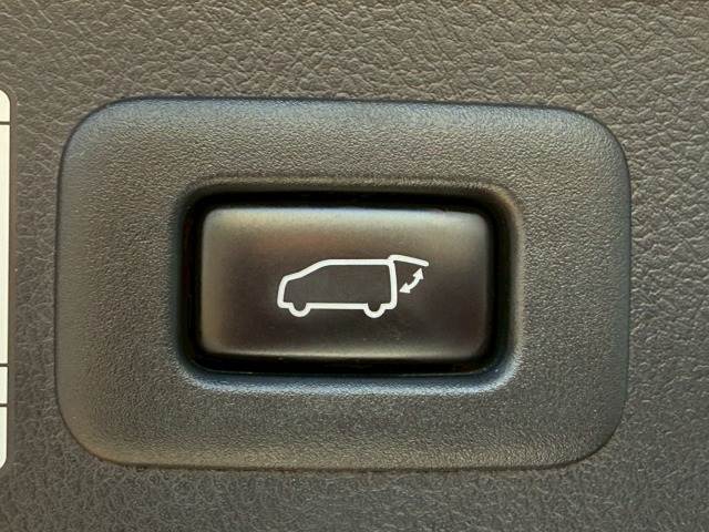 トヨタ&nbsp;ヴェルファイアハイブリッドの画像8