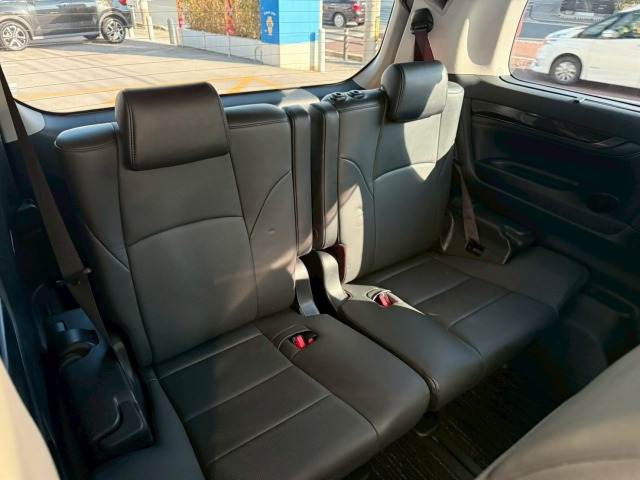 トヨタ&nbsp;ヴェルファイアハイブリッドの画像12