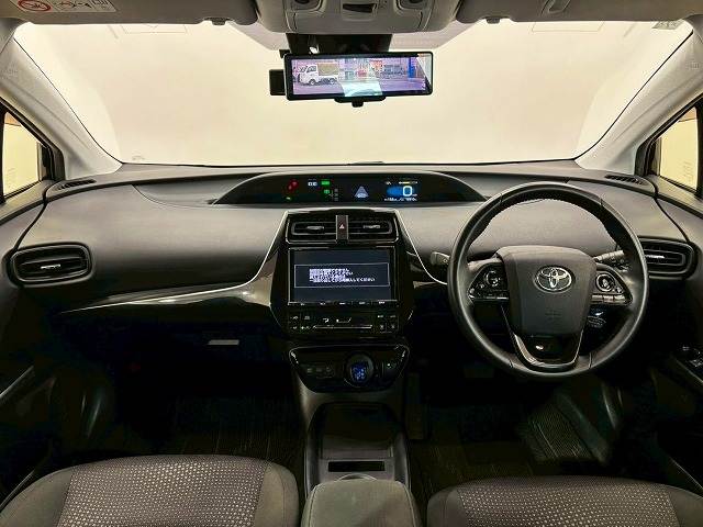 トヨタ&nbsp;プリウスの画像3