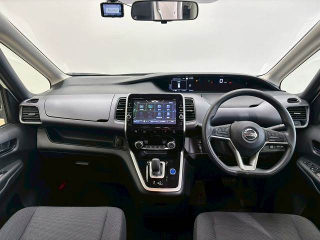 日産&nbsp;セレナの画像3