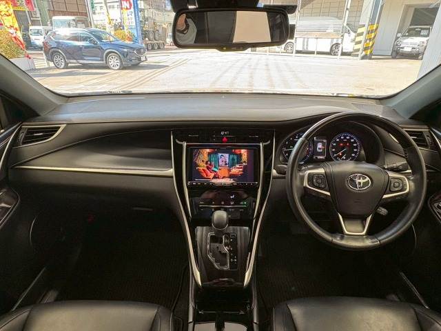 ハリアーPREMIUM 内装他