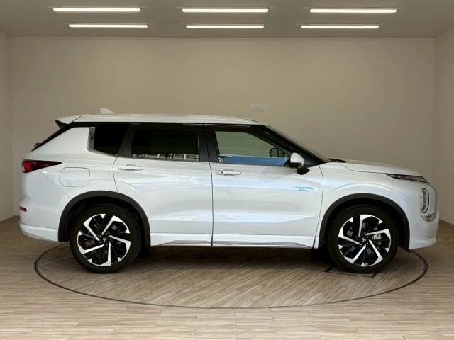 三菱&nbsp;アウトランダーPHEVの画像17