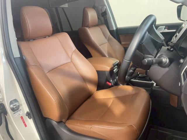 トヨタ&nbsp;ランドクルーザープラドの画像10